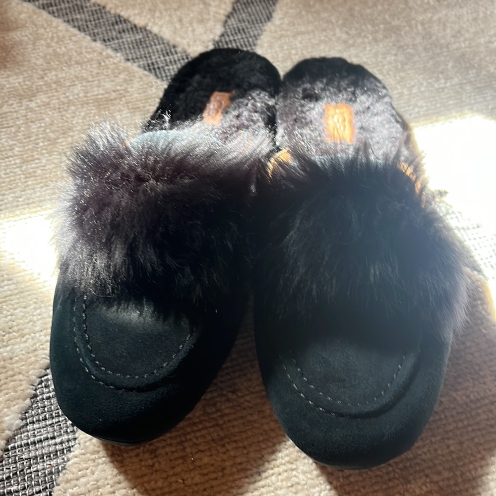 Ugg Fluffy Mules - Picture 2 of 5